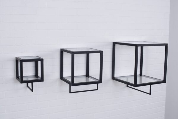Floating Cubes